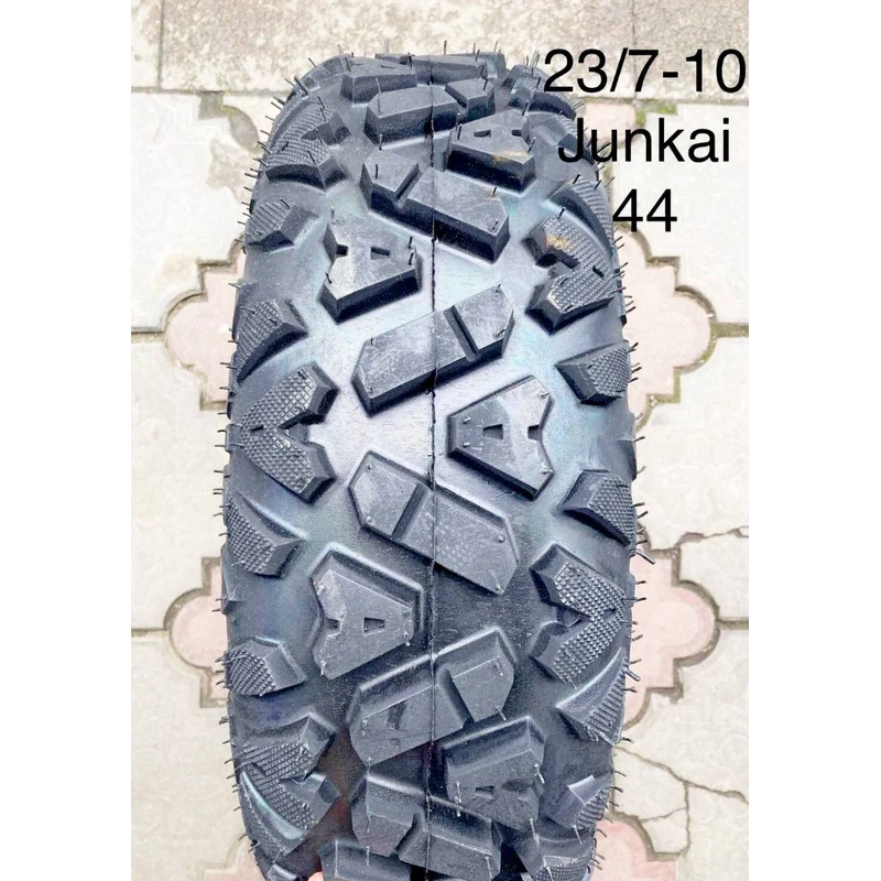 Фото 3 - Гума квадрик 23/7-10 R10 Junkaj